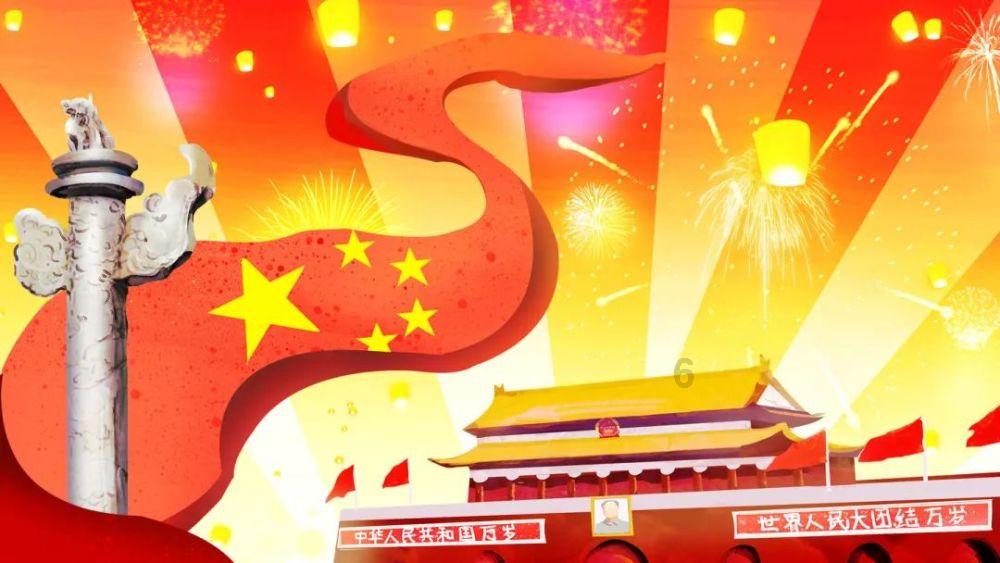 驴友无防护擅闯未完工悬崖栈道,脚下是万丈深渊:地面还是镂空的